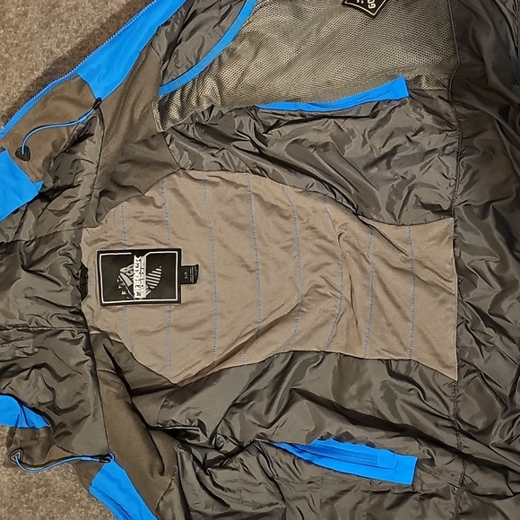 Marker Men's Gore-Tex Ski Jacket - Picture 4 of 6